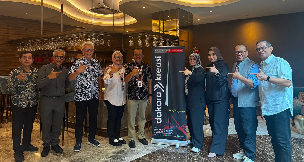 Foto: Peserta Workshop Eksklusif Dakara Kreasi dari Akademisi, Praktisi dan Pejabat Bank Pembangunan Daerah.